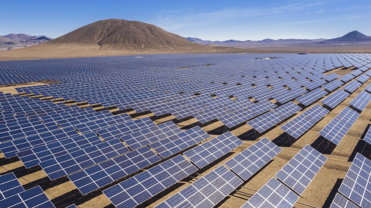 doch die solarpaneele erweckten die wüste